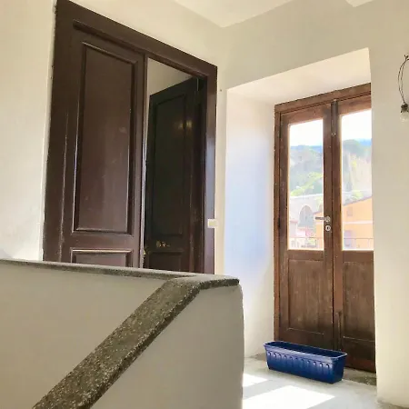 Marino'S Studios Very Close To The Sea And Paola Marina Downtown Apartment *